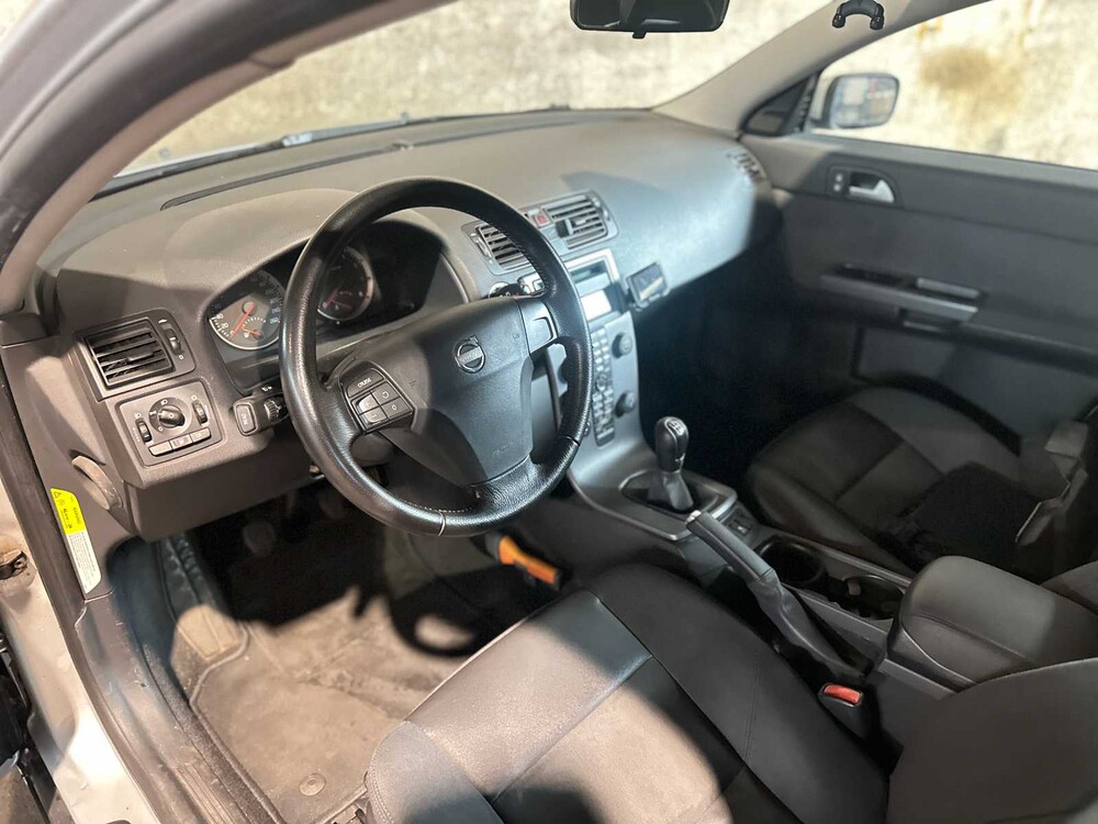 Volvo V50 1.8 Elite 125pk 2005 (Origineel-NL), 33-RD-GT