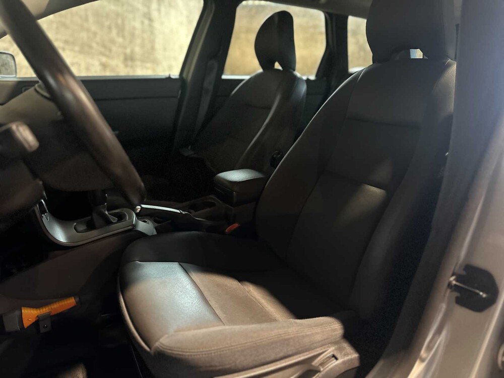 Volvo V50 1.8 Elite 125pk 2005 (Origineel-NL), 33-RD-GT