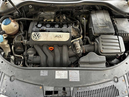 Volkswagen Passat Variant 2.0 FSI Comfortline Business 150pk 2007 (Origineel-NL), 93-TP-DP