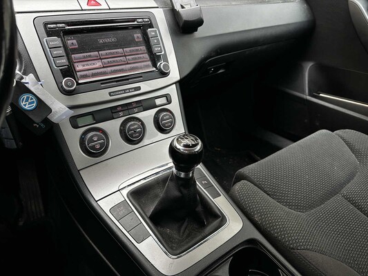 Volkswagen Passat Variant 2.0 FSI Comfortline Business 150pk 2007 (Origineel-NL), 93-TP-DP