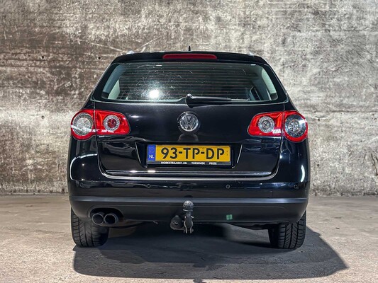Volkswagen Passat Variant 2.0 FSI Comfortline Business 150pk 2007 (Origineel-NL), 93-TP-DP