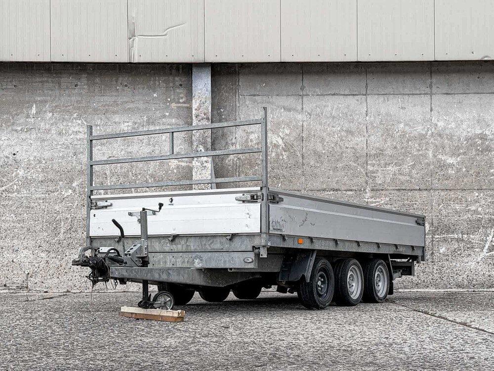Hapert Cobalt MA 2021 (Origineel-NL) Kiepaanhanger, 03-WZ-LG