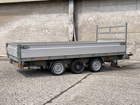 Hapert Cobalt MA 2021 (Origineel-NL) Kiepaanhanger, 03-WZ-LG