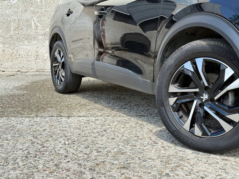 Peugeot 2008 1.2 pure tech 131pk 2023