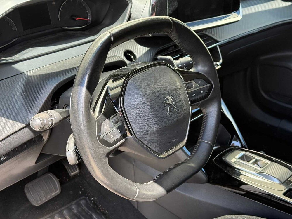 Peugeot 2008 1.2 pure tech 131pk 2023