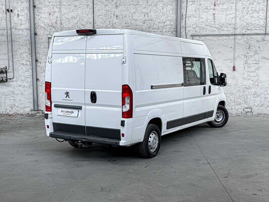 Peugeot Boxer 335 2.2 HDI L3H2 XR DC 6-Persoons 150pk 2016 Bedrijfswagen, V-165-GX