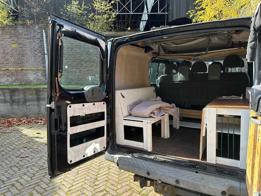 Ford Transit 260S FD DC 125 Camper 125pk 2003, J-557-JB