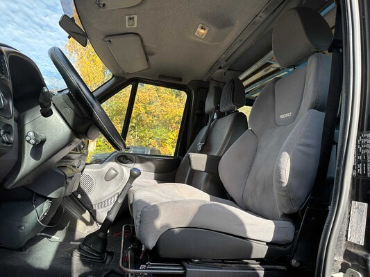 Ford Transit 260S FD DC 125 Camper 125pk 2003, J-557-JB