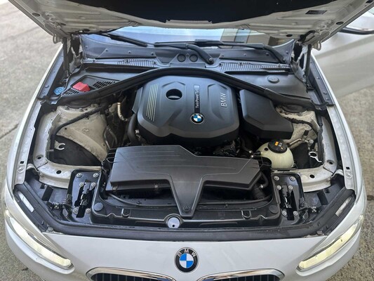 BMW 118i Corporate Lease Executive 1-serie 136pk 2017 (Origineel-NL) Automaat, PT-576-P