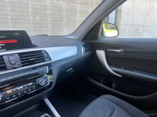 BMW 118i Corporate Lease Executive 1-serie 136pk 2017 (Origineel-NL) Automaat, PT-576-P