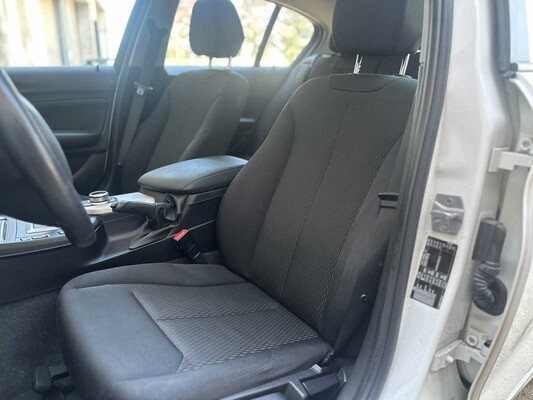 BMW 118i Corporate Lease Executive 1-serie 136pk 2017 (Origineel-NL) Automaat, PT-576-P