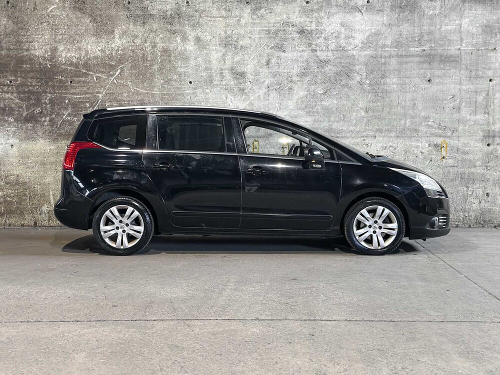 Peugeot 5008 1.6 THP Blue Lease Executive 156pk 2012 (Origineel-NL) 7-persoons, 34-XVJ-7 