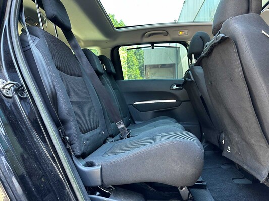 Peugeot 5008 1.6 THP Blue Lease Executive 156pk 2012 (Origineel-NL) 7-persoons, 34-XVJ-7 