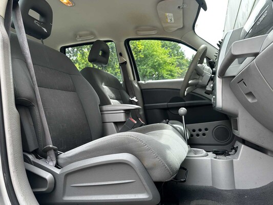 Chrysler PT Cruiser 1.6i Classic 116 PS 2006 (Original-NL), 41-SL-XJ