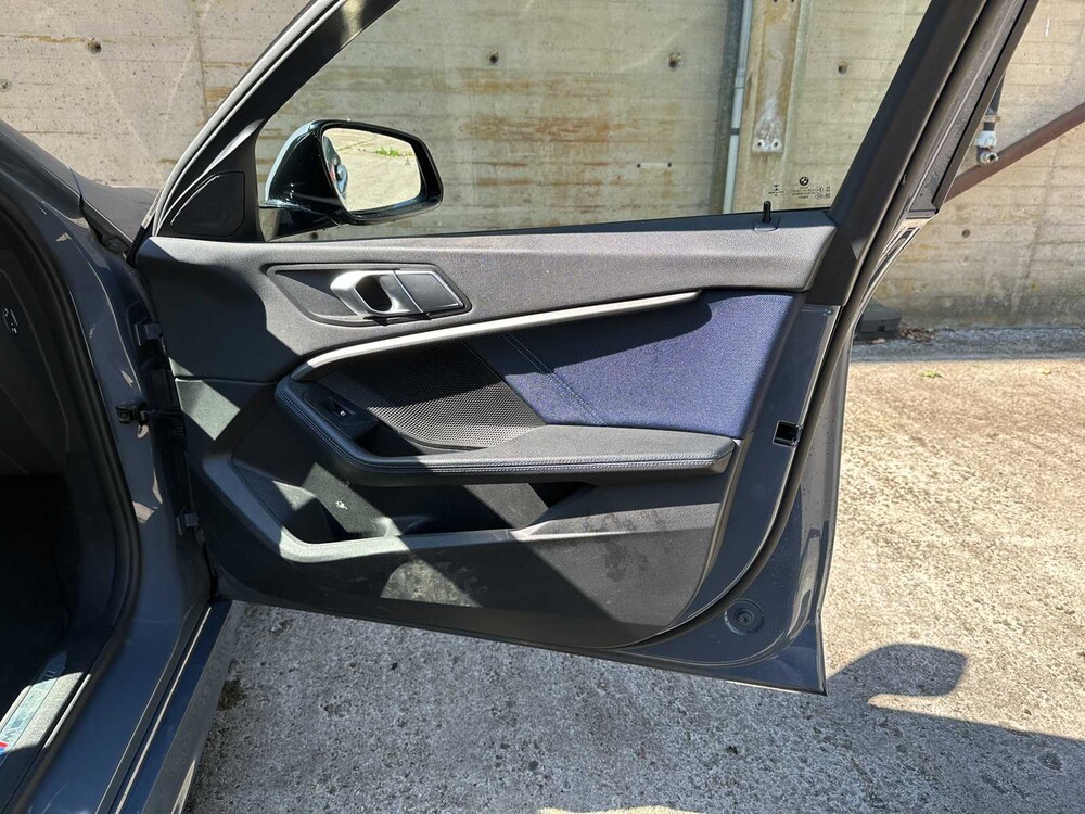 BMW 118d Executive Edition M Sport 150pk 2020 (Origineel-NL + 1e eigenaar) 1-serie, J-592-BH