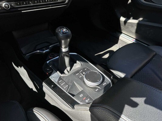 BMW 118d Executive Edition M Sport 150pk 2020 (Origineel-NL + 1e eigenaar) 1-serie, J-592-BH