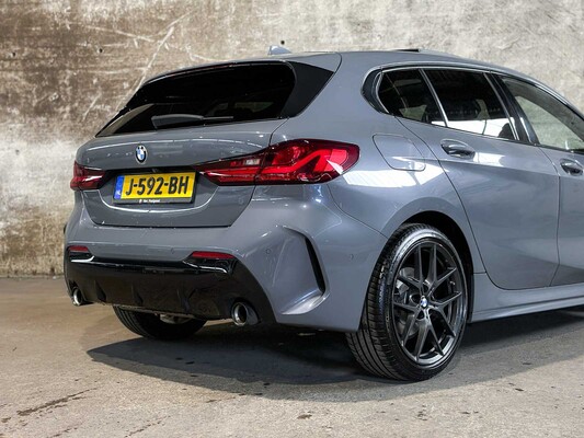 BMW 118d Executive Edition M Sport 150pk 2020 (Origineel-NL + 1e eigenaar) 1-serie, J-592-BH