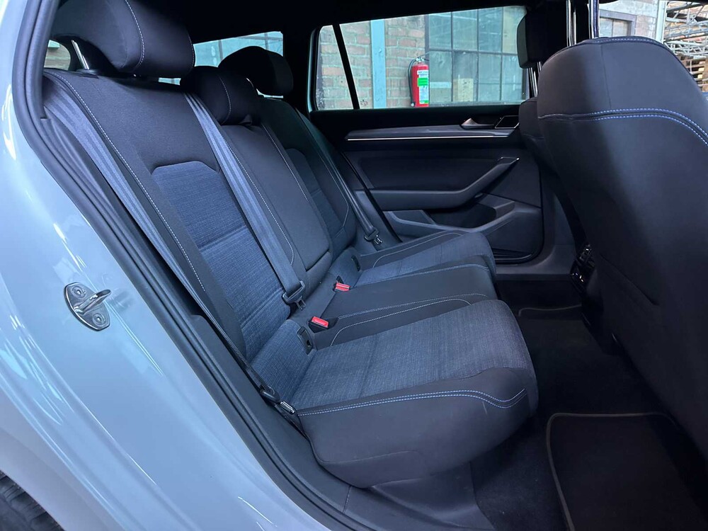 Volkswagen Passat Variant 1.4 TSI PHEV GTE Business 156pk 2021 (Origineel-NL+1e eigenaar), K-814-XG