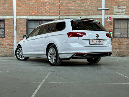 Volkswagen Passat Variant 1.4 TSI PHEV GTE Business 156pk 2021 (Origineel-NL+1e eigenaar), K-814-XG