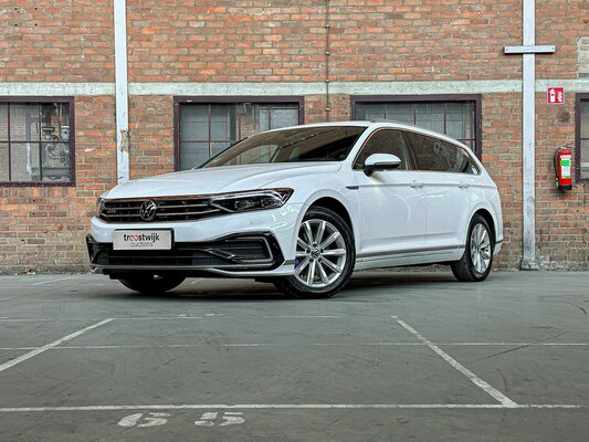 Volkswagen Passat Variant 1.4 TSI PHEV GTE Business 156pk 2021 (Origineel-NL+1e eigenaar), K-814-XG
