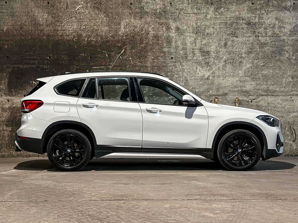 BMW X1 sDrive20i Business Edition Plus 178pk 2022 (Origineel-NL), P-914-LJ