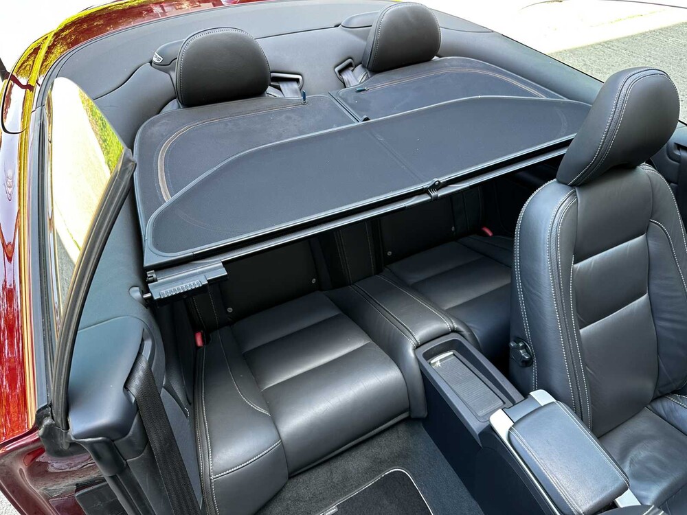 Volvo C70 Convertible 2.5 T5 Tourer 230pk 2011 (Origineel-NL), 92-SJJ-8