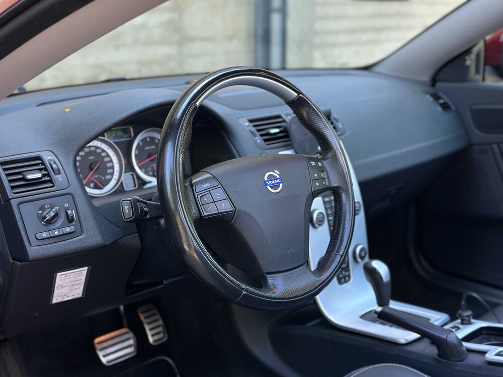 Volvo C70 Convertible 2.5 T5 Tourer 230pk 2011 (Origineel-NL), 92-SJJ-8