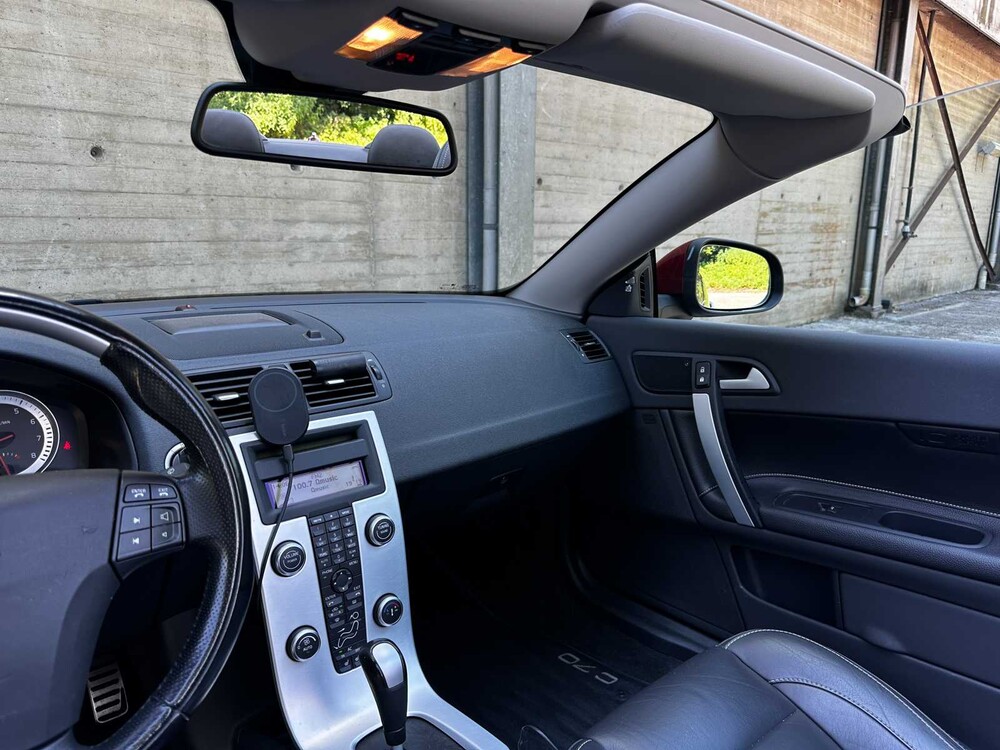 Volvo C70 Convertible 2.5 T5 Tourer 230pk 2011 (Origineel-NL), 92-SJJ-8