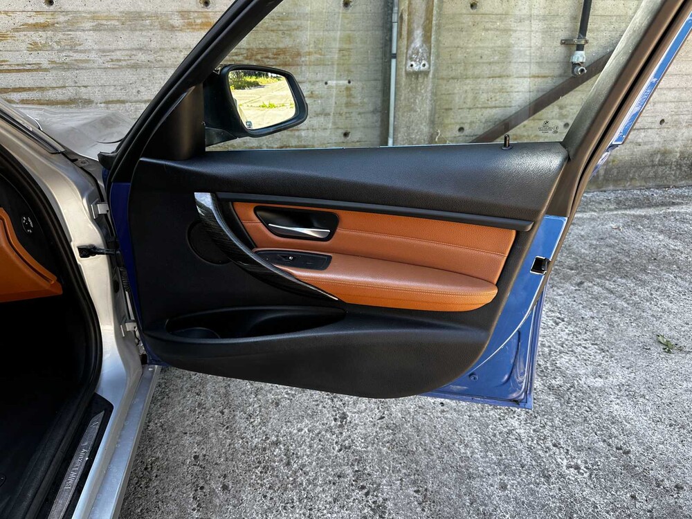 BMW 320d EfficientDynamics Edition High Executive 163pk 2014 (Origineel-NL) 3-serie, 4-XDD-34