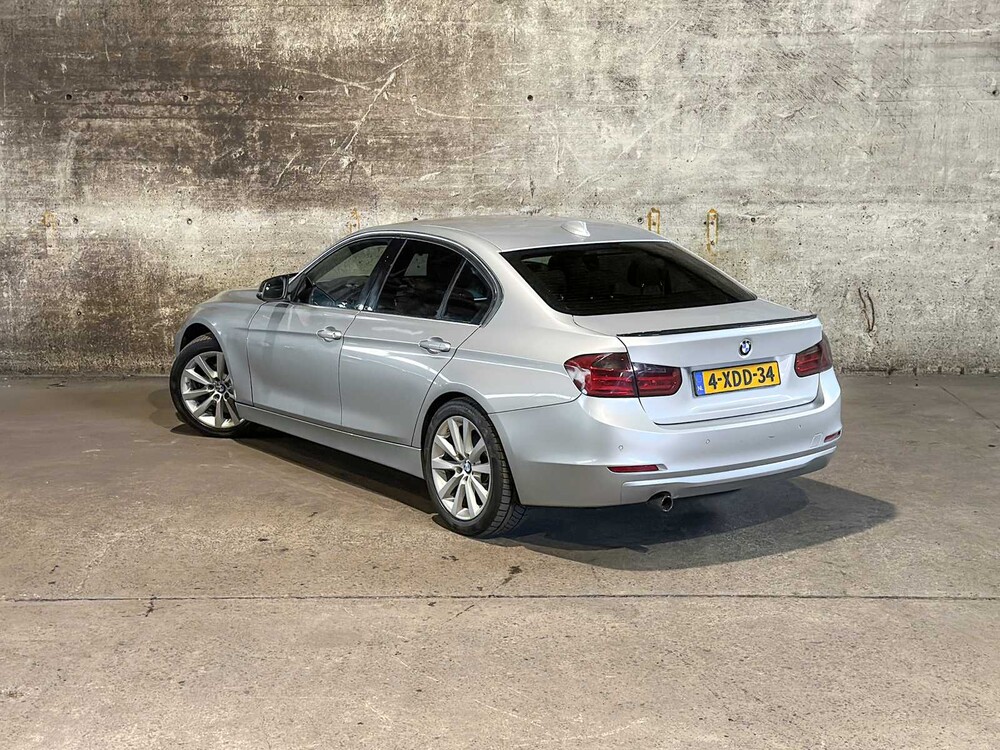 BMW 320d EfficientDynamics Edition High Executive 163pk 2014 (Origineel-NL) 3-serie, 4-XDD-34