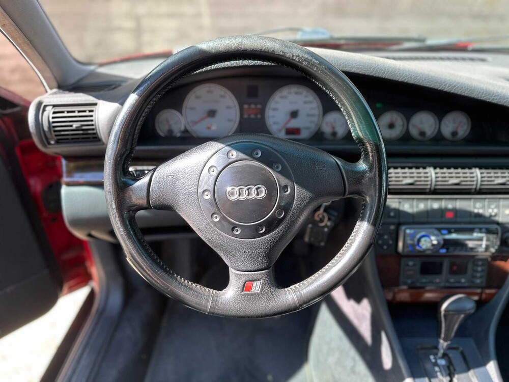 Audi S6 Limousine 4.2 V8 quattro C4 290pk 1996, 94-PGP-6