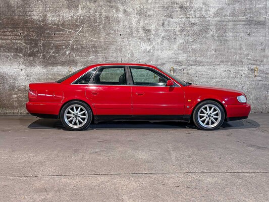 Audi S6 Limousine 4.2 V8 quattro C4 290pk 1996, 94-PGP-6