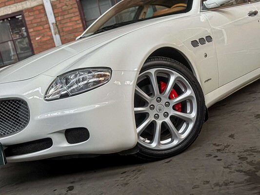 Maserati Quattroporte 4.2 V8 Executive GT 401pk 2007 Youngtimer