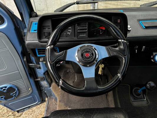 Volkswagen CARAVELLE (2.0L Motor Golf GTI) 7-Persoons 1986 Camper, 61-HRD-9