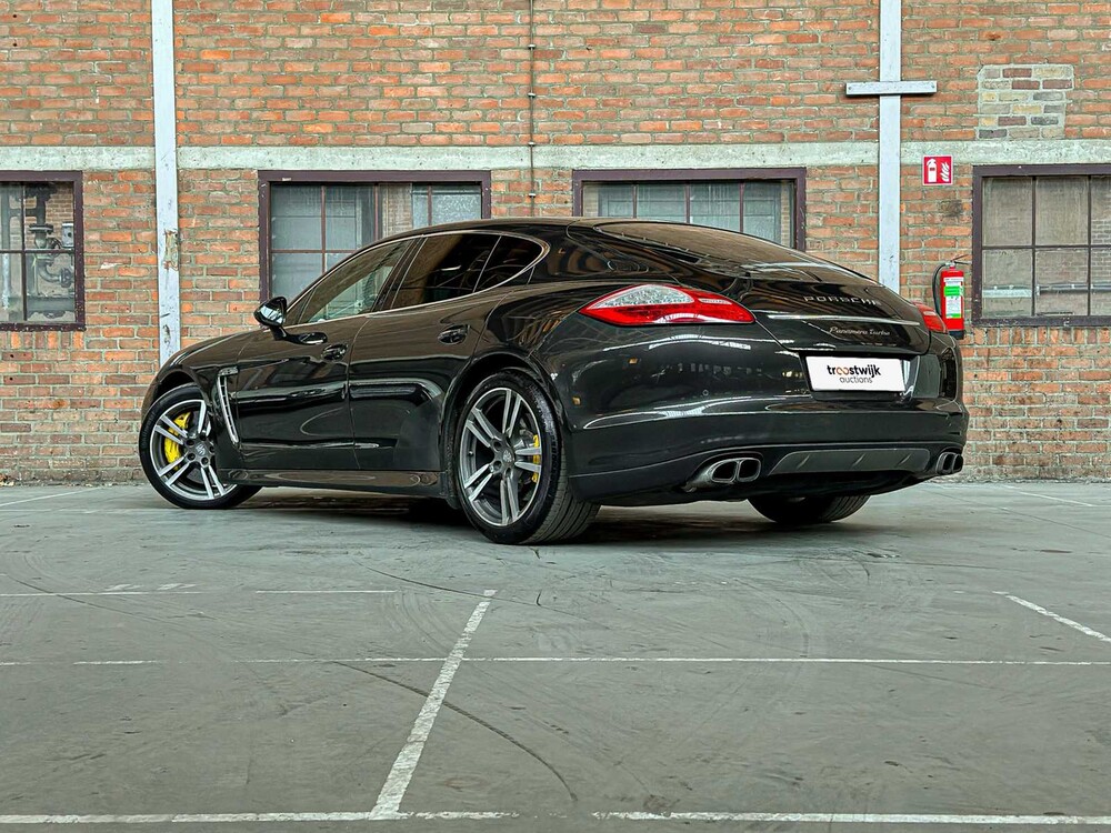 Porsche Panamera Turbo 4.8 V8 500pk 2009 Sport-Chrono, N-110-LT Youngtimer
