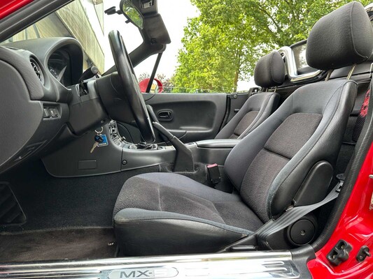 Mazda MX-5 1.6i 110pk 1999, 40-SF-XJ Youngtimer