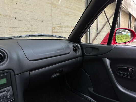Mazda MX-5 1.6i 110pk 1999, 40-SF-XJ Youngtimer