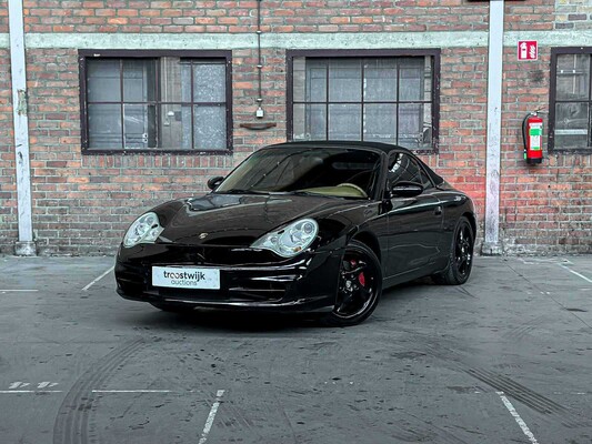 Porsche 911 Carrera 4 Cabriolet 3.6 996 320pk 2002 Youngtimer HANDGESCHAKELD
