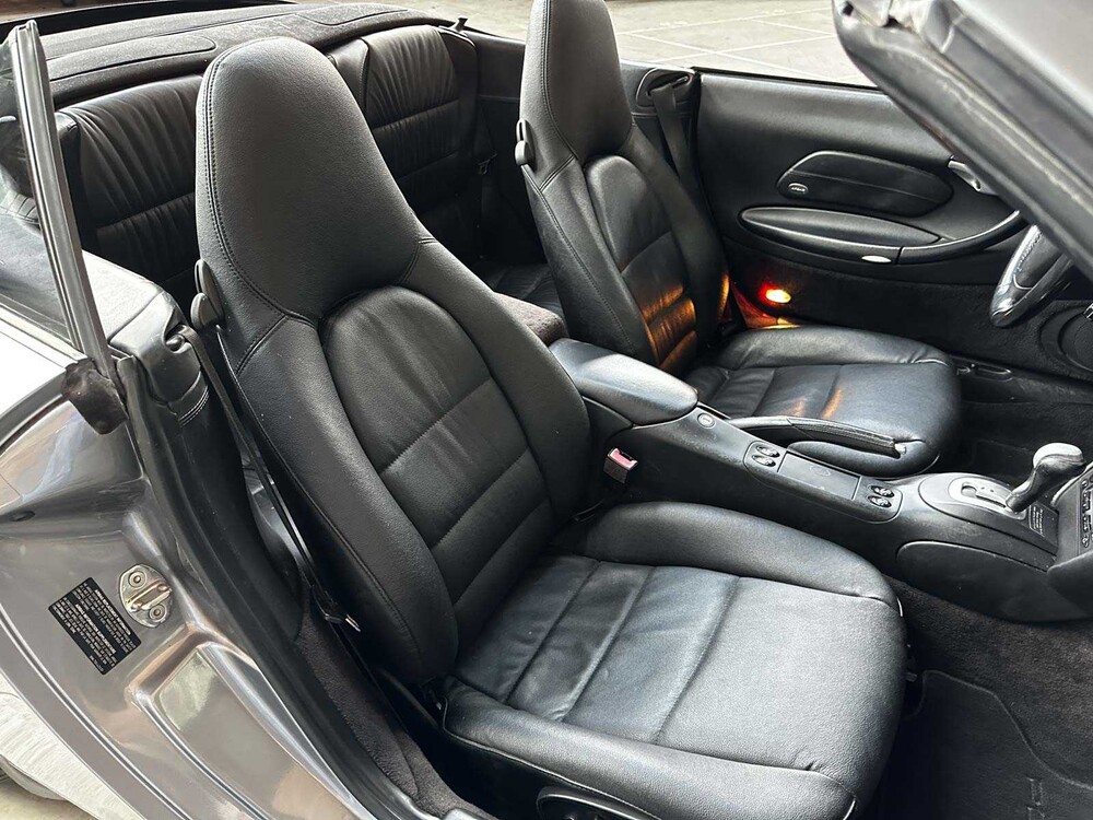 Porsche 911 Carrera Cabriolet 3.4 996 300pk 2001 Youngtimer