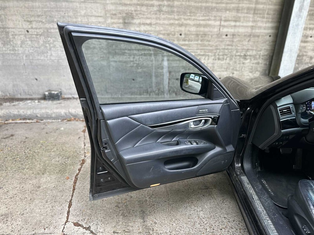 Infiniti M 37 S Premium 320pk 2010, 40-TKN-5