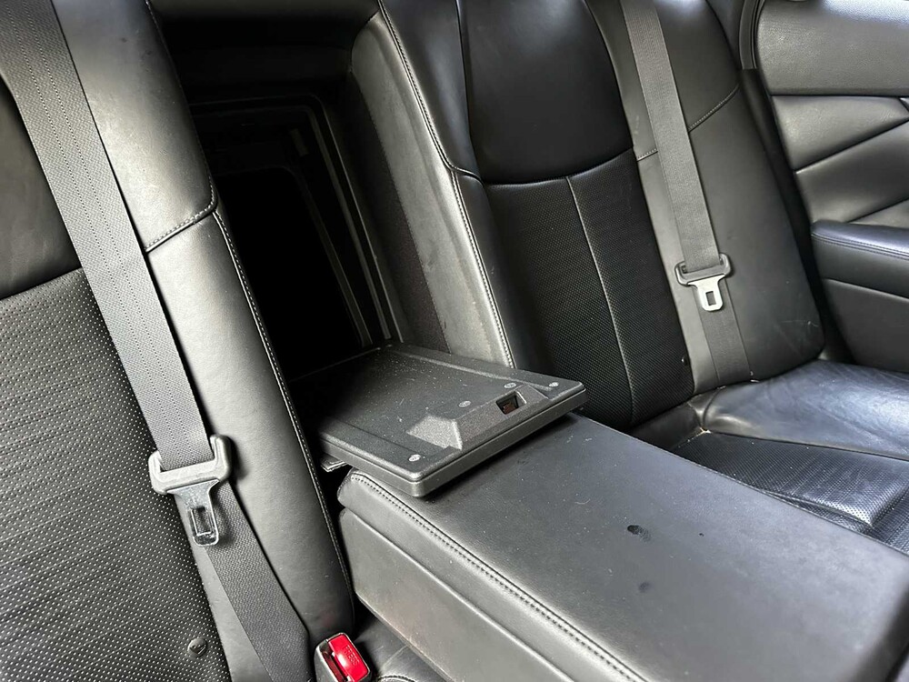 Infiniti M 37 S Premium 320pk 2010, 40-TKN-5