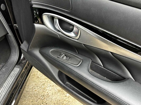 Infiniti M 37 S Premium 320 PS 2010, 40-TKN-5