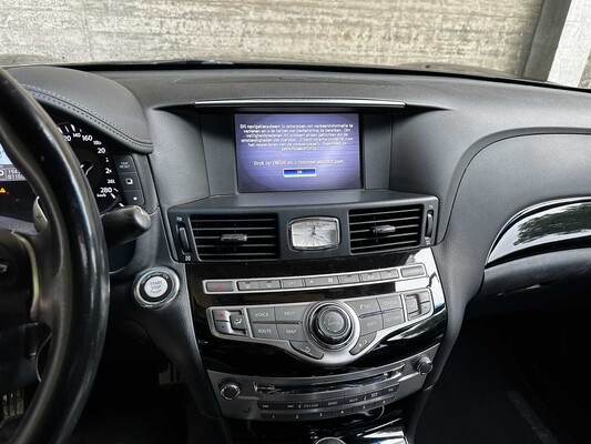 Infiniti M 37 S Premium 320pk 2010, 40-TKN-5