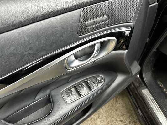 Infiniti M 37 S Premium 320pk 2010, 40-TKN-5