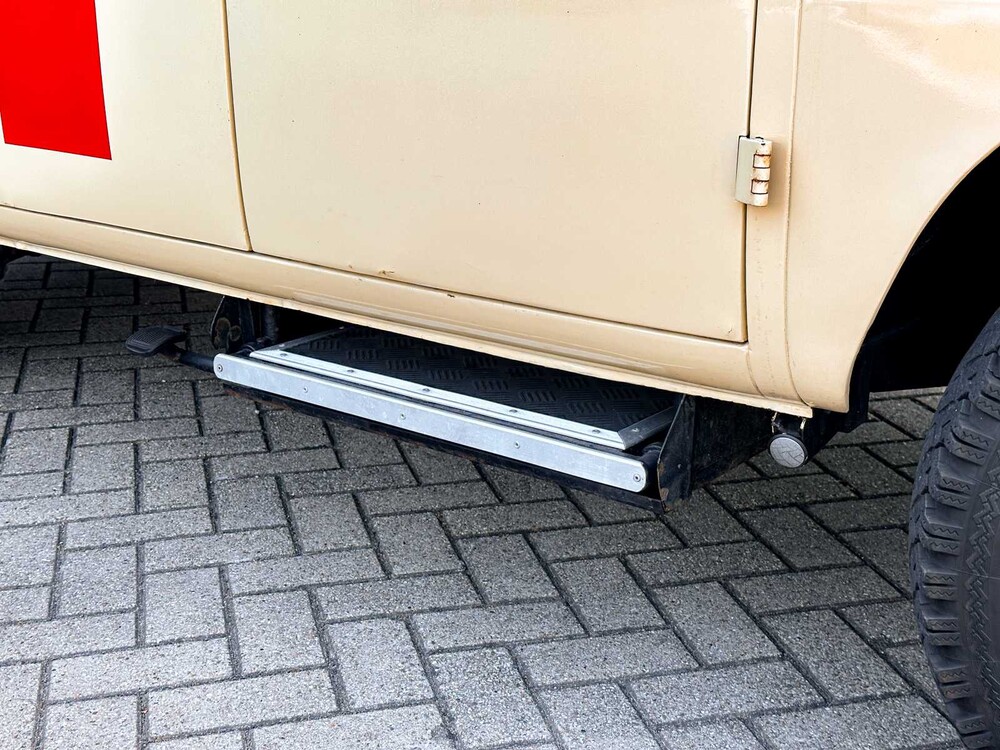Volkswagen T1 Ambulance Transporter 1500-27 1965, BE-02-41
