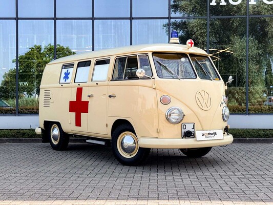 Volkswagen T1 Ambulance Transporter 1500-27 1965, BE-02-41
