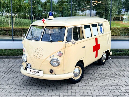 Volkswagen T1 Ambulance Transporter 1500-27 1965, BE-02-41