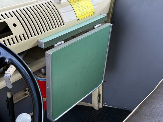 Volkswagen T1 Ambulance Transporter 1500-27 1965, BE-02-41