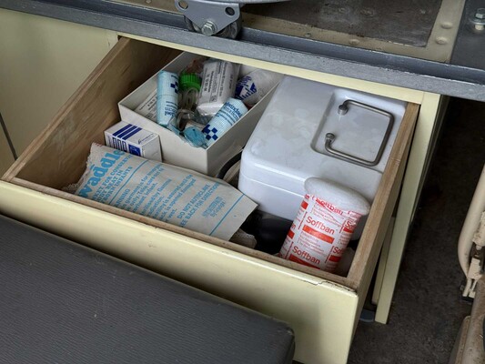 Volkswagen T1 Ambulance Transporter 1500-27 1965, BE-02-41