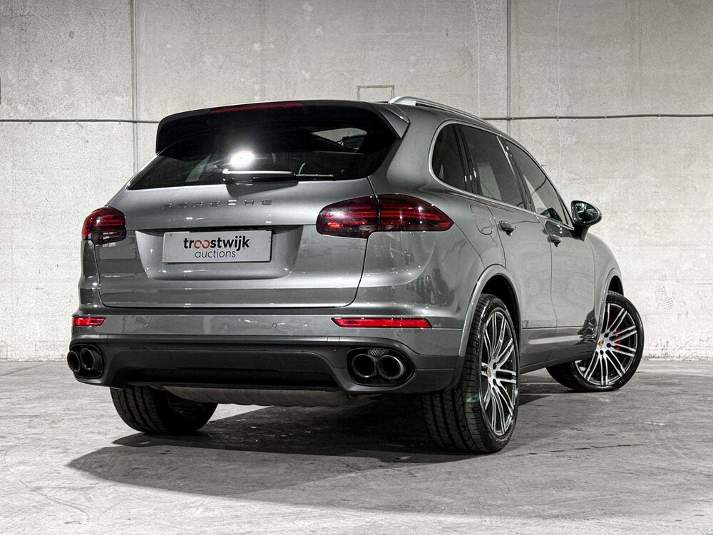 Porsche Cayenne Turbo 4.8 V8 520pk 2017 Sport-Chrono
